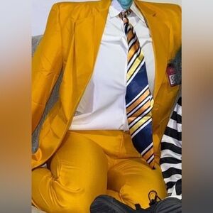 BOB beetlejuice costume with mask